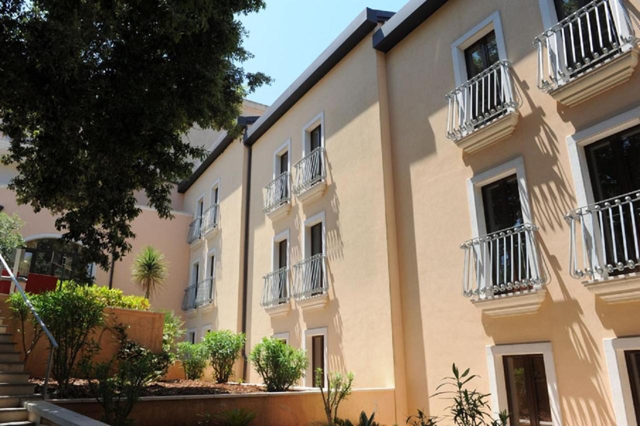 Hotel Villa Rosa Мартина-Франка Экстерьер фото