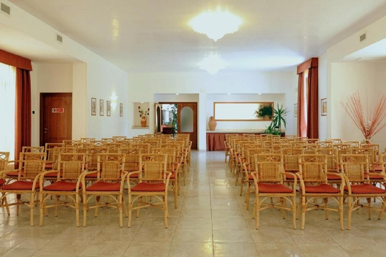 Hotel Villa Rosa Мартина-Франка Экстерьер фото