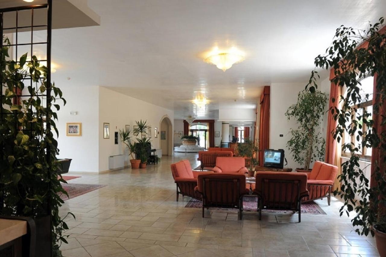 Hotel Villa Rosa Мартина-Франка Экстерьер фото