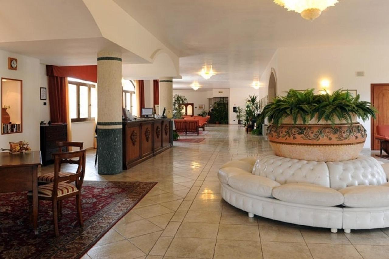 Hotel Villa Rosa Мартина-Франка Экстерьер фото